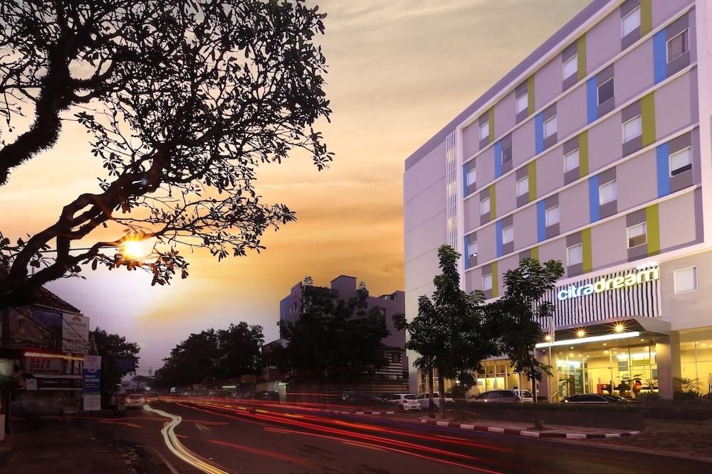 Hotel Citradream Bandung Esterno foto